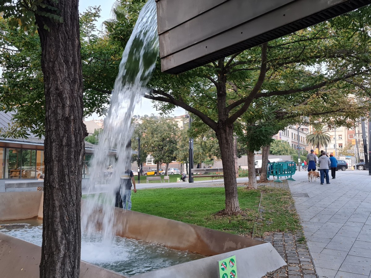Fonts de Barcelona, cascada de la plaça Lesseps&nbsp;(3)