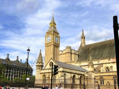 Las cinco y media en Elisabeth&nbsp;Tower