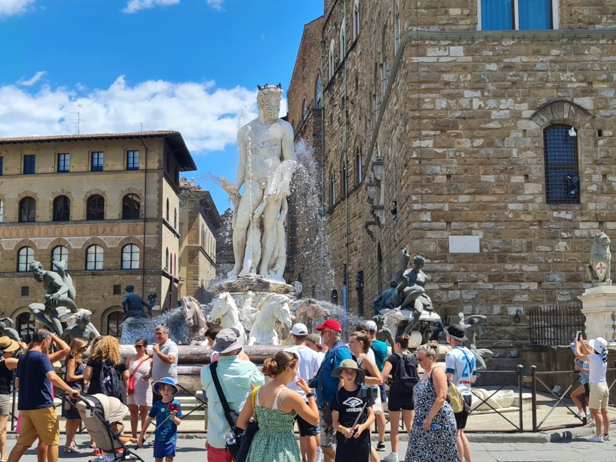 El triste estado de las fuentes ornamentales de Barcelona: un contraste con&nbsp;Florencia