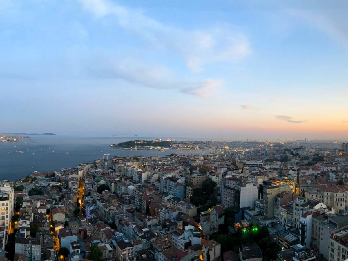 Rezo/Salat Maghrib en Estambul,&nbsp;Turquía