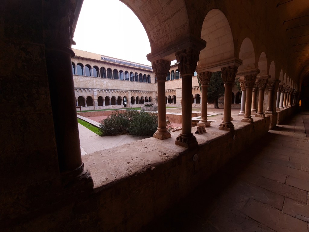 Claustro románico del Monestir de Sant&nbsp;Cugat