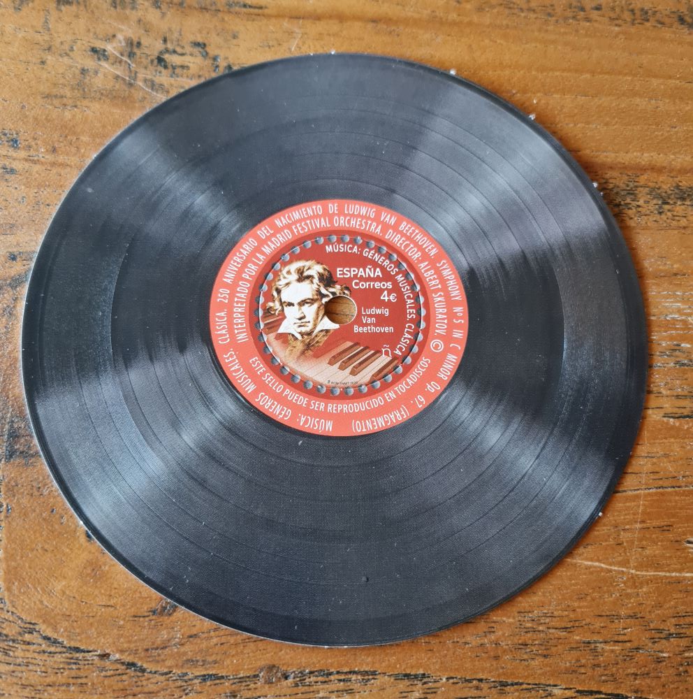 Completar una col·lecció i descobrir que un segell&nbsp;sona